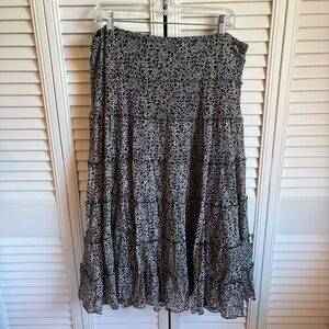 Max Edition Black and White Tiered Lace A-Line Skirt